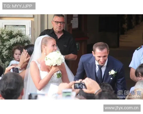 前妻拒绝高额酬劳谈论与布冯离婚经历的背后故事