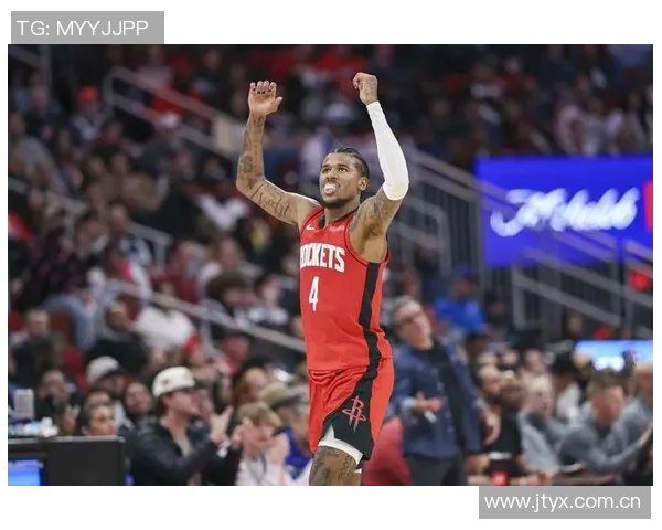 杰伦格林重摔让人揪心站起身后全场松了一口气